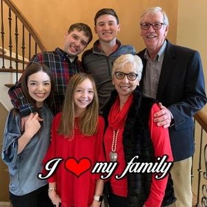 Meet your Posher, Kaye a